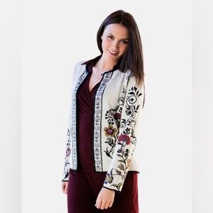 Simply Nature Design Embroidered Hanna Sweater